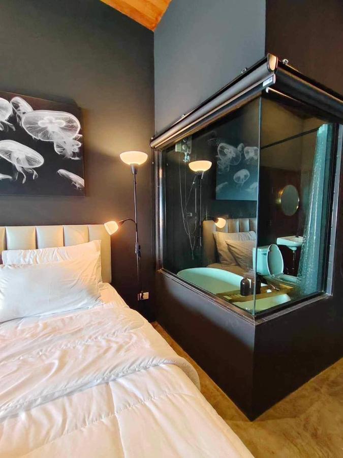 Mr Black & Ms White -Self Check In Accommodation Bangkok Exterior foto